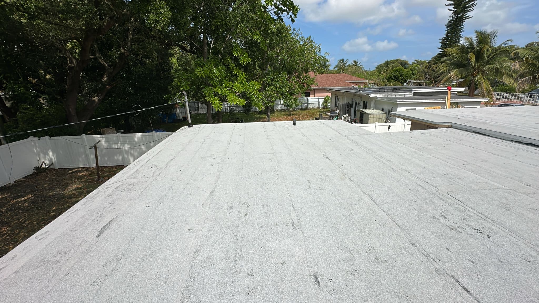 Completed flat roof on a South Florida home